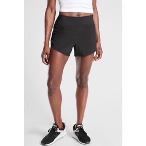 Athleta Run With It 3.5” Shorts